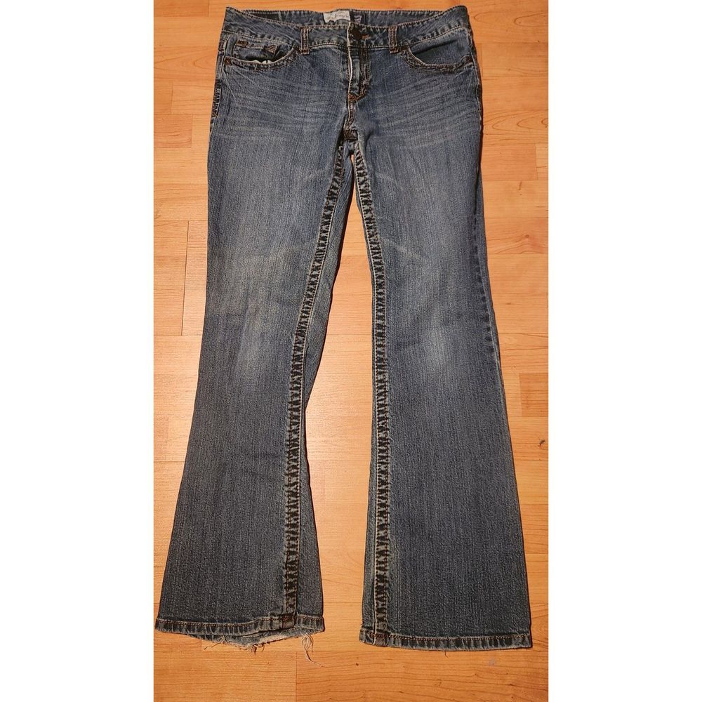 Aeropostale Womens  hailey skinny flare size 11/12r